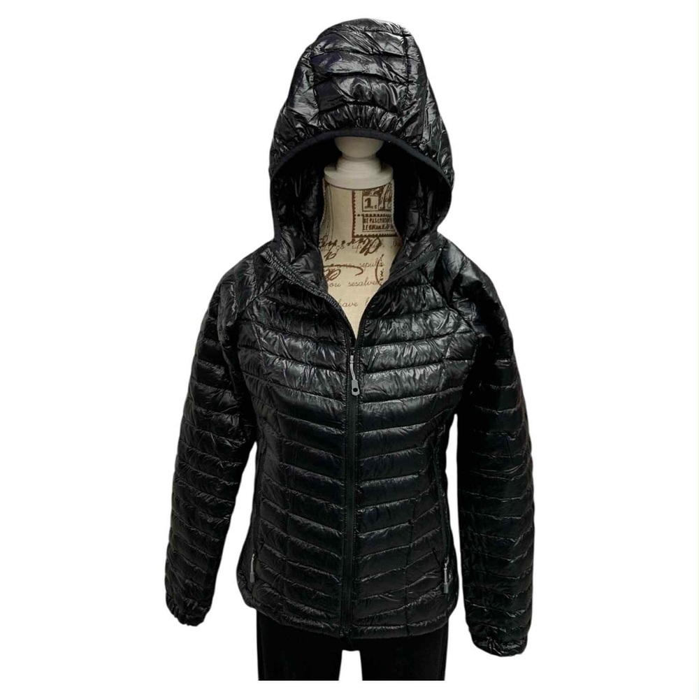 Mountain Hardwear Black Puffer Jacket